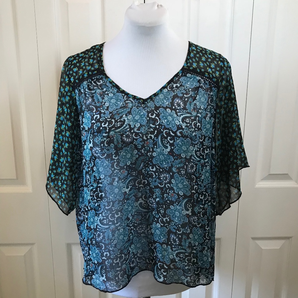 Mason & Mackenzie Boho Peasant Hi Low Blouse Top